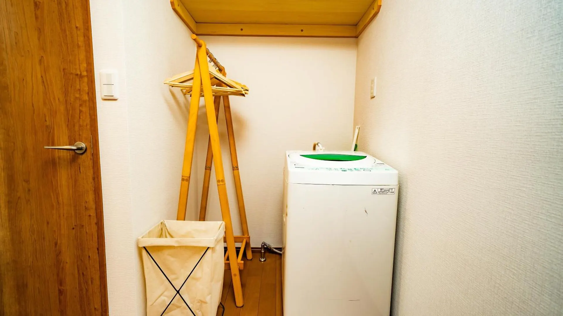 3 Bedrooms House In Food Heaven Area Tokyo Apartment