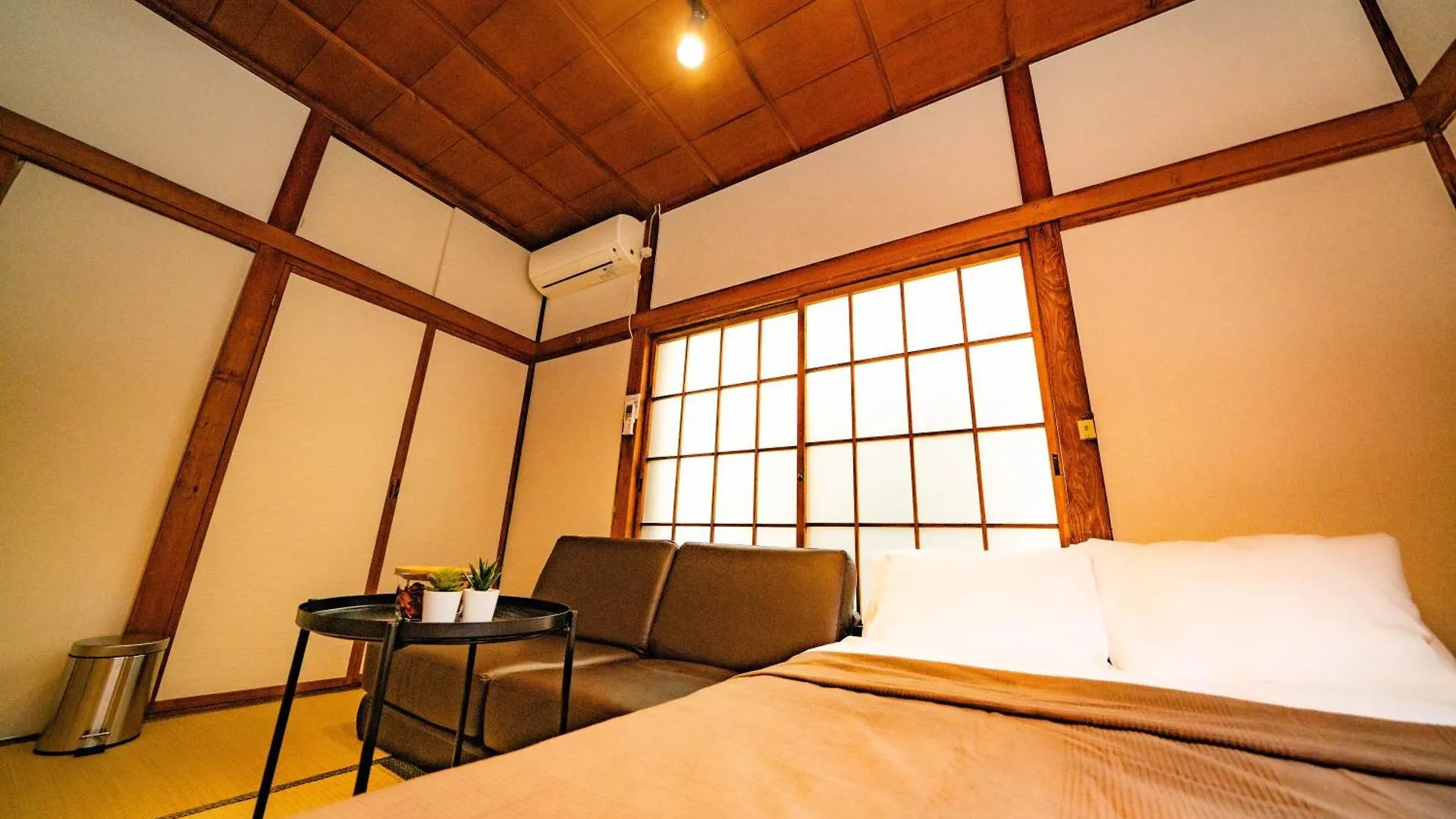 3 Bedrooms House In Food Heaven Area Tokyo Apartment