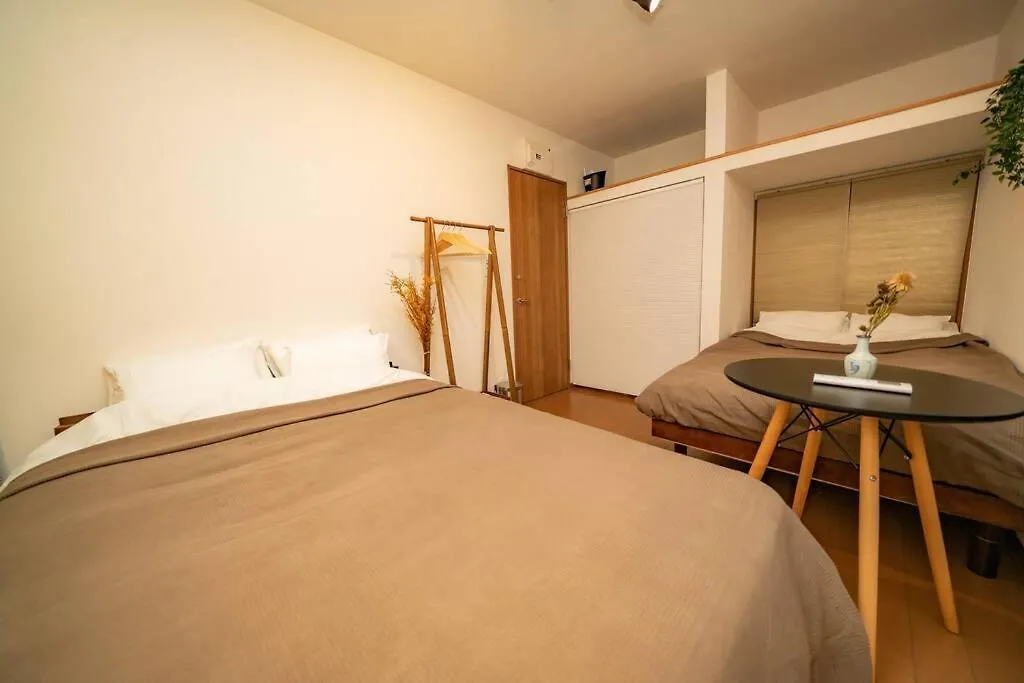 3 Bedrooms House In Food Heaven Area Tokyo Apartment